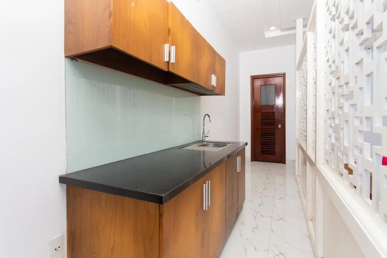 Oyo 783 Rose Hotel Da Nang 2*,  Vietnam